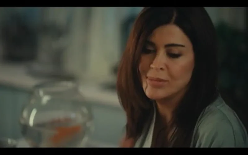 تطورات الحلقة السابعة من مسلسل اللون الأزرق ونجاح حمزة في رياضة السباحة